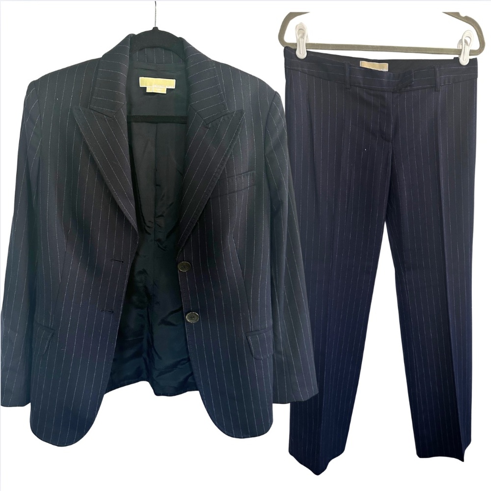 Michael Kors Collection Navy Pinstripe Wool Suit – Made in Italy (Size 6)